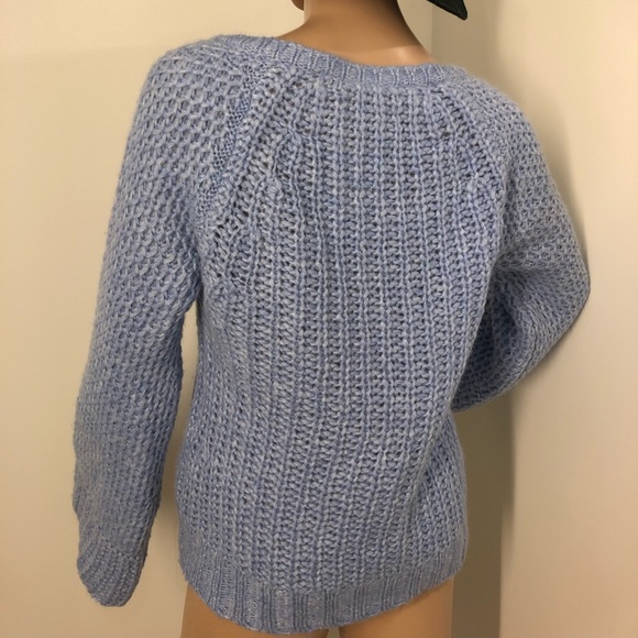 Anthropology moth chunky knot blue v neck sweater - Picture 7 of 7